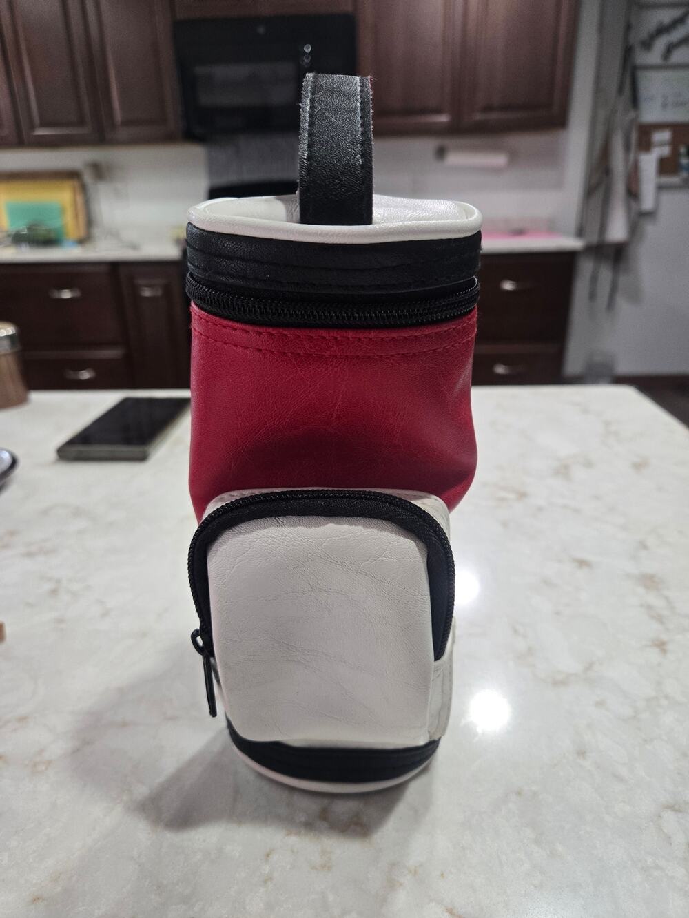Park Ave Golf Bag Drink Caddy Zippered Closure Insulted Tees Golf Balls